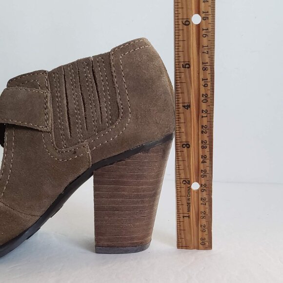 New 5.5 MIA Coyote Shoes heel Ankle Strap Booties Cowgirl Suede Taupe - Picture 2 of 10